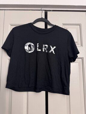 LRX Camo Logo Cropped Tee | Black | Size Medium | Athleisure